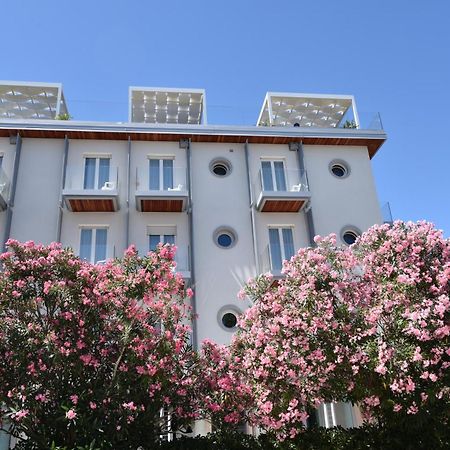Hotel Felix Rimini Extérieur photo