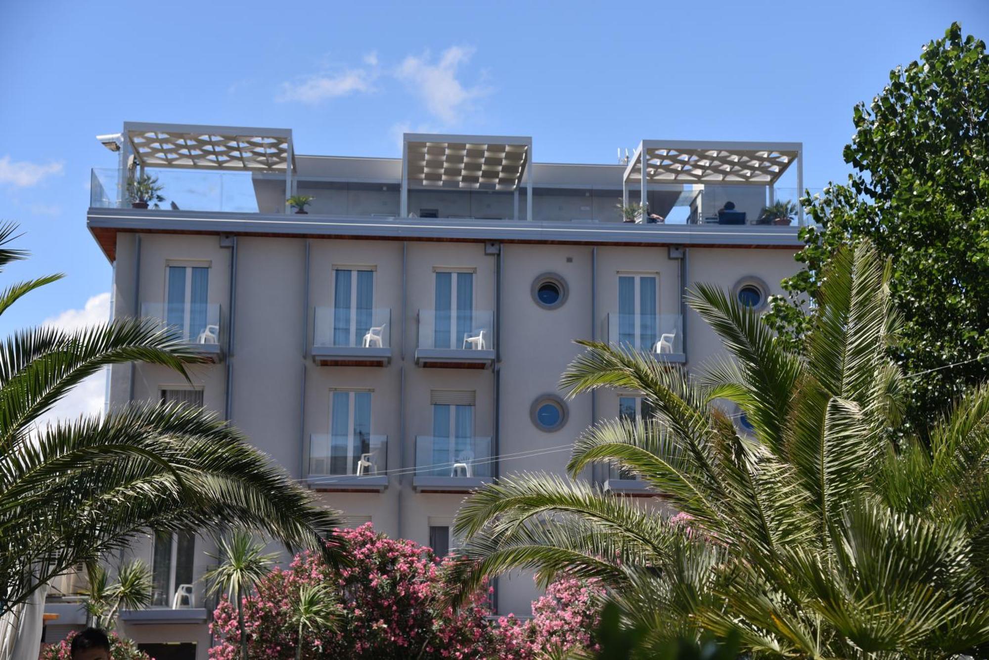 Hotel Felix Rimini Extérieur photo